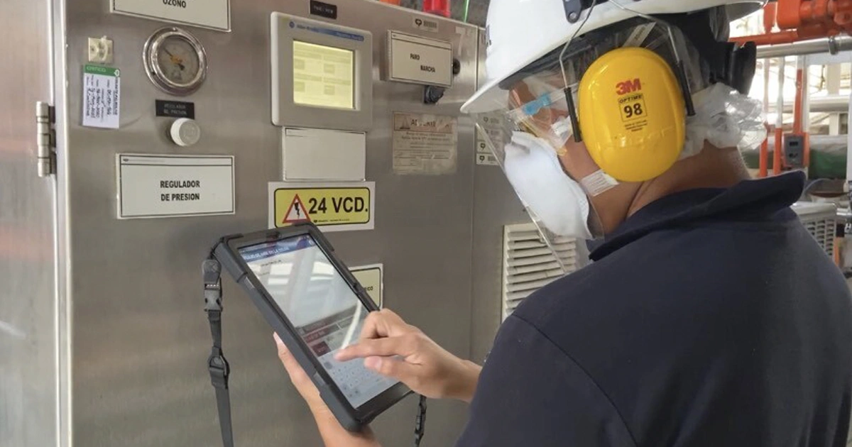 colgate palmolive connected worker with augmentir